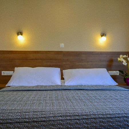 Luxury Apartments Villa Tea โตรกีร์ ภายนอก รูปภาพ
