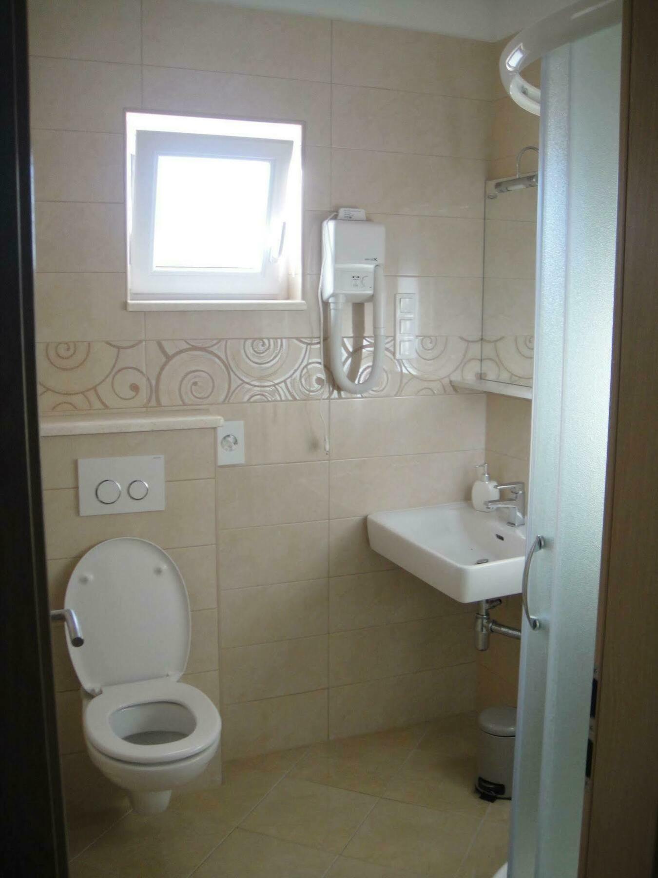Luxury Apartments Villa Tea โตรกีร์ ภายนอก รูปภาพ